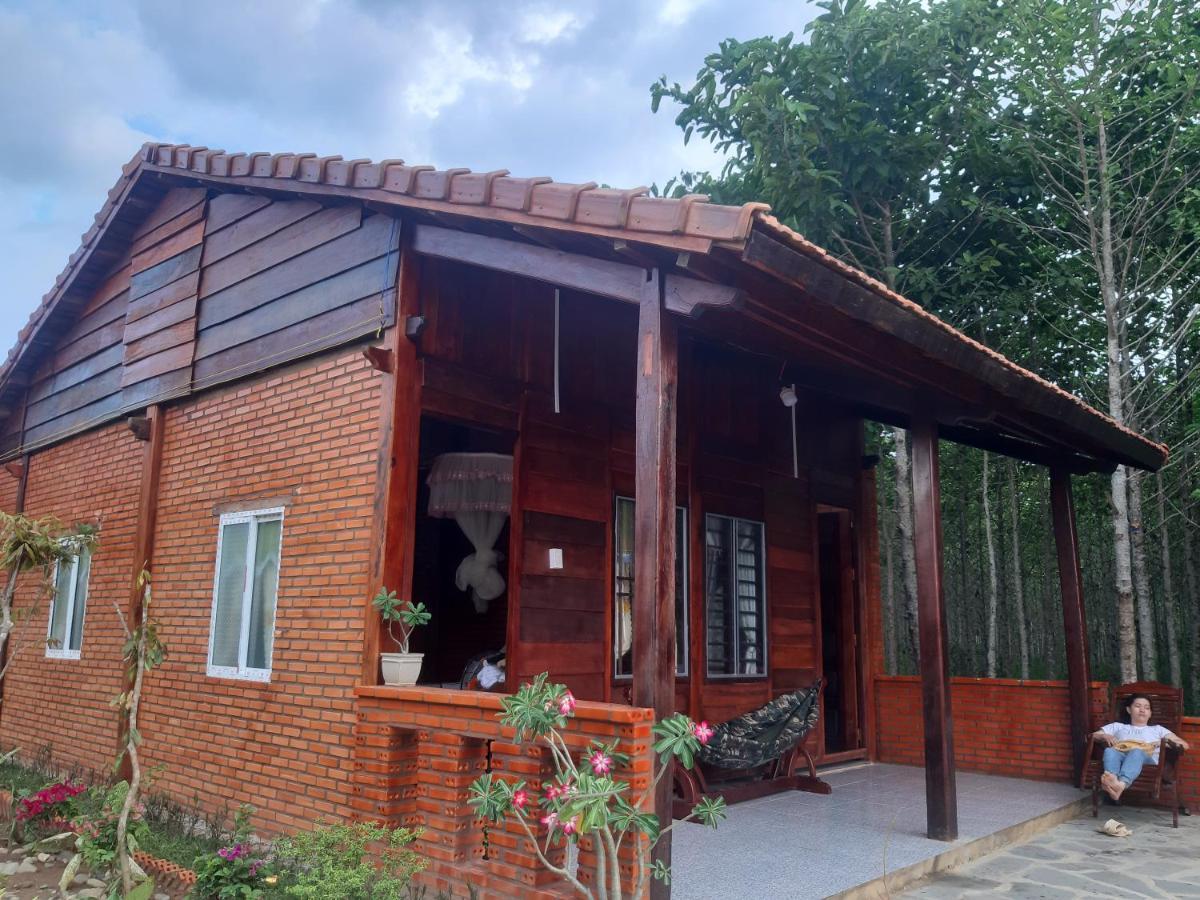 Du Nam Rever Side Cát Tiên Dış mekan fotoğraf